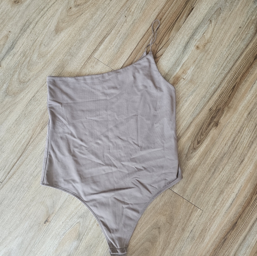 Babaton Taupe Bodysuit